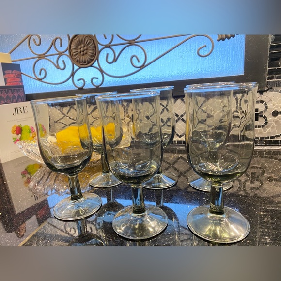 Set of 6 MCM smoke gray wine glasses - Picture 2 of 4